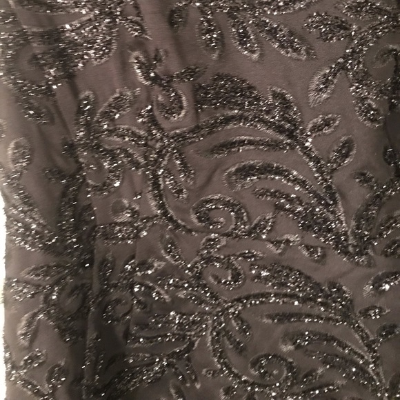 Final price 🔥🔥CK Embroidered V Neck Sheath Dress - Picture 4 of 4